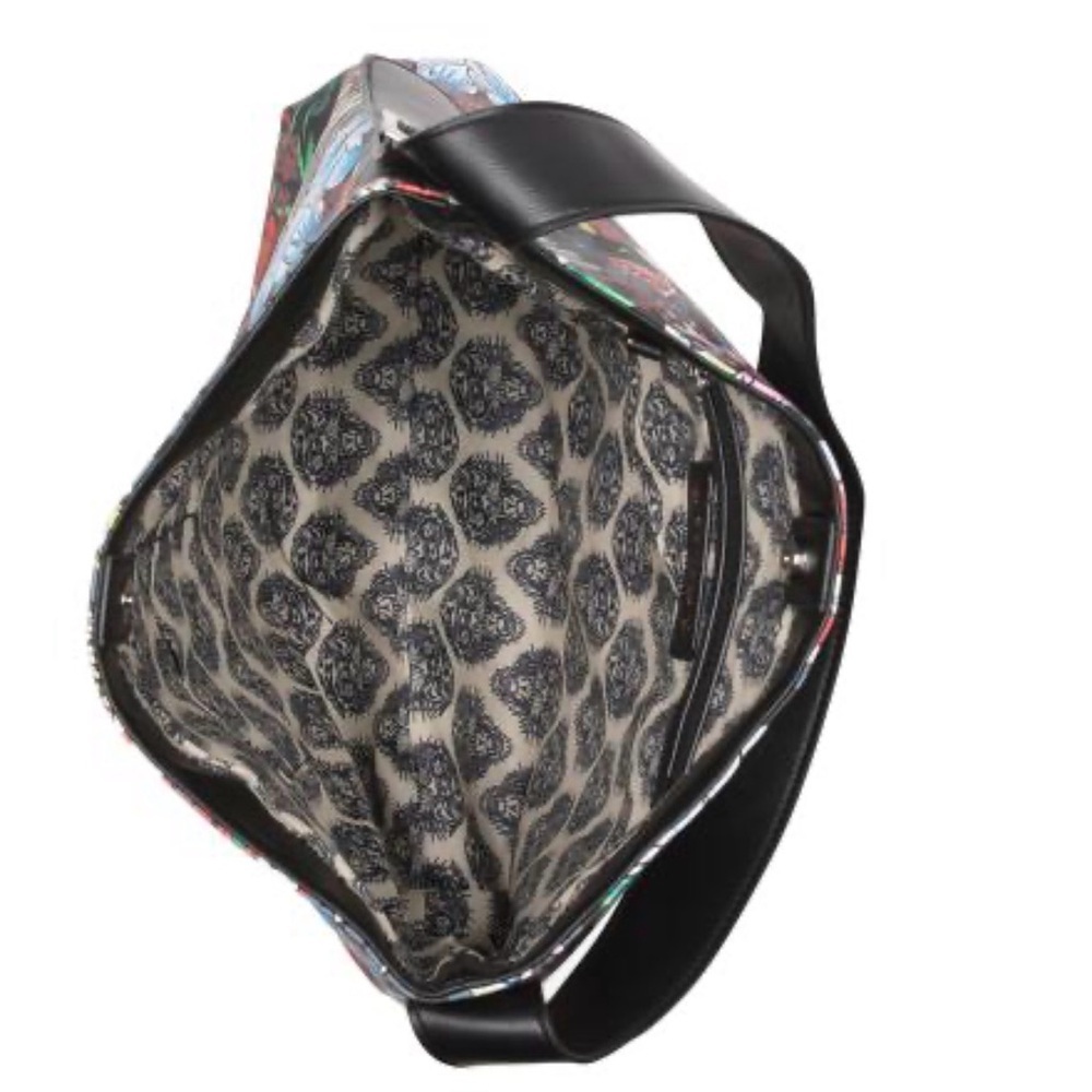NWT Ed Hardy Black Floral Tattoo Print Shoulder Bag with Pouch - Picture 5 of 7